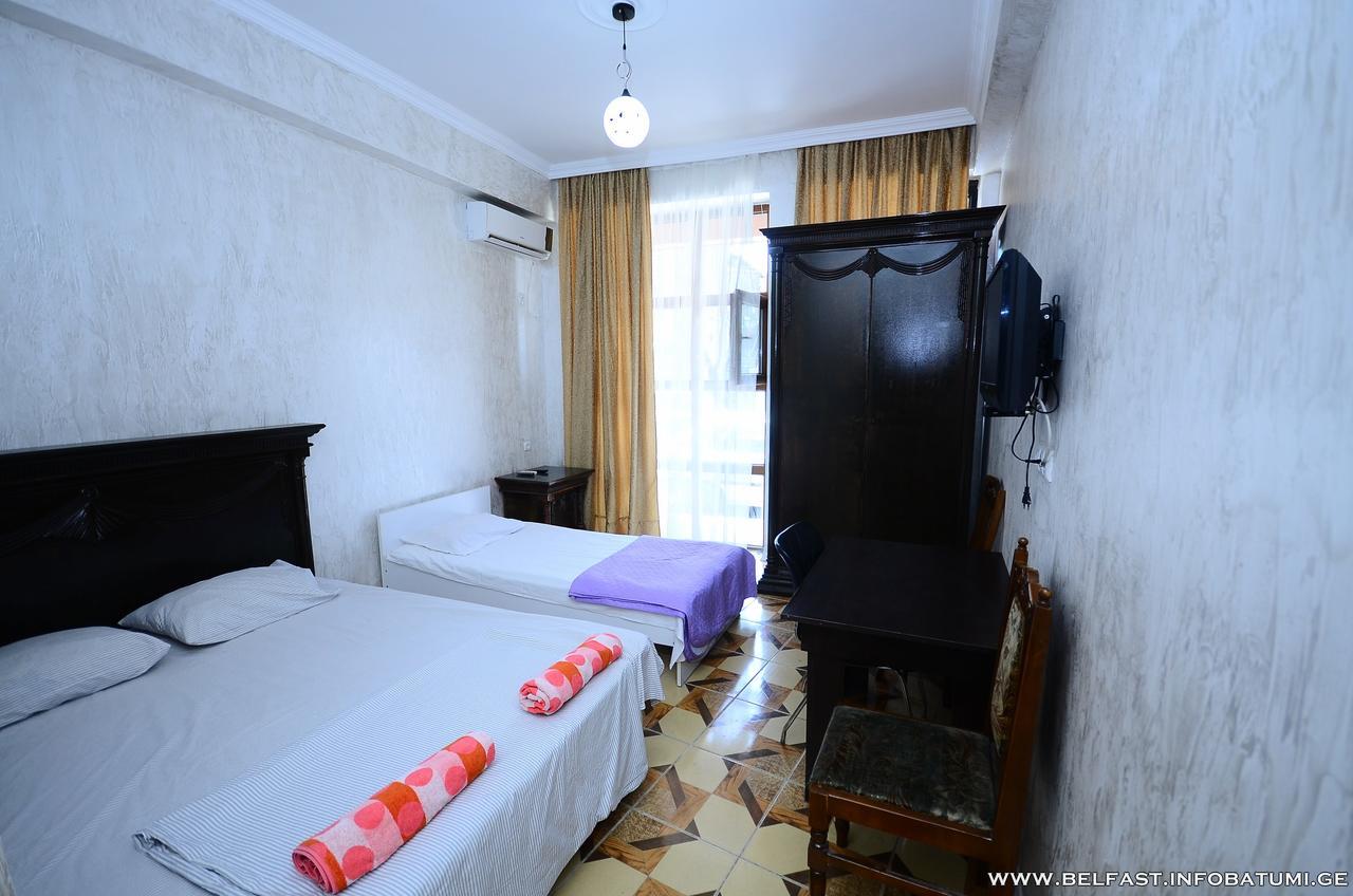 Hotel Belfast Μπατούμι Εξωτερικό φωτογραφία
