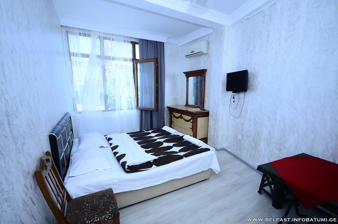 Hotel Belfast Μπατούμι Εξωτερικό φωτογραφία